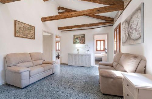 Cannaregio Villa | Discover Family-Friendly Comfort at Ca' Canciani Hotel