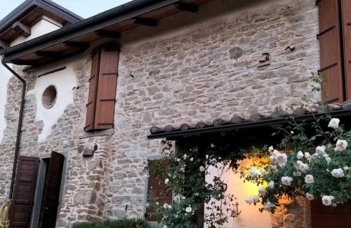 Arezzo Apartment | Top-Rated Ca'de Picchio with Pool and Oceanfront Views