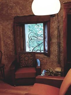 Sarmede House | Discover Ca' dea Gondola: Pet-Friendly with Hot Tub