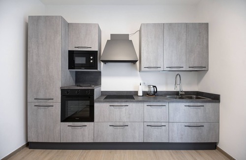 La Spezia Apartment | Serene Ca dei Gianchi Apartment with Family-Friendly Amenities