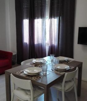 Iseo Apartment | Inviting Ca' dei Mille: Child-Friendly with 8.9/10 Rating