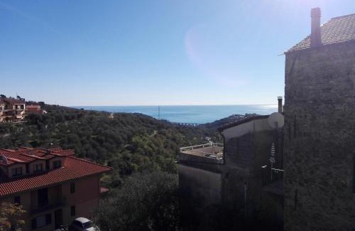 Civezza House | Family-Friendly Getaway at Ca dei Nonni - Rated 9.2/10