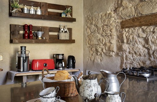 Negrar House | Unforgettable Stays at CA’ DEL BUSO with Ocean View Pool