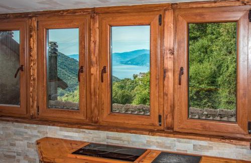 Maccagno con Pino e Veddasca House | Pet-Friendly Ca' di Aroha with Family Amenities & 8.8 Rating