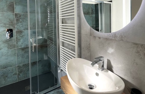 Someraro Condo | Delightful Ca' di Cambret: Family-Friendly with Breakfast