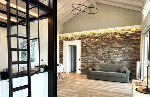 Someraro Condo | Delightful Ca' di Cambret: Family-Friendly with Breakfast