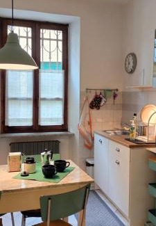 Ivrea Apartment | Charming Ca' di Rosy: Child-Friendly Haven with 9/10 Rating