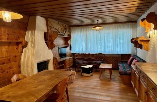 Cortina d'Ampezzo Historic Centre Apartment | Elegant Ca Dolomia: Central Apartment, Family & Pet Friendly
