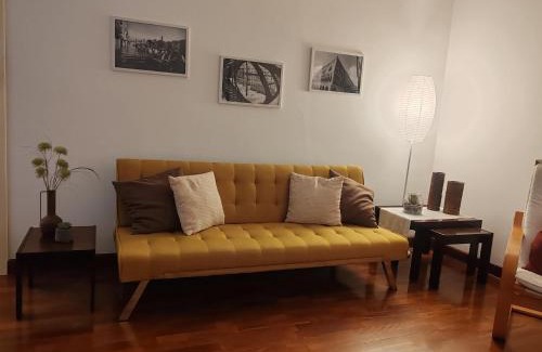 San Polo Apartment | Delightful Ca Donzela: Pet & Child Friendly Retreat