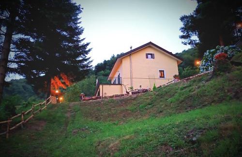 Masone Bed & Breakfast | Pet-Friendly Ca' du Tu with Oceanfront Views & Great Score