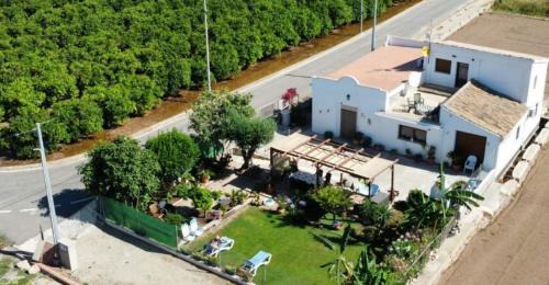 Albuixech House | Ca Emma: Pet-Friendly 4-Star Retreat with Pool & Family Fun