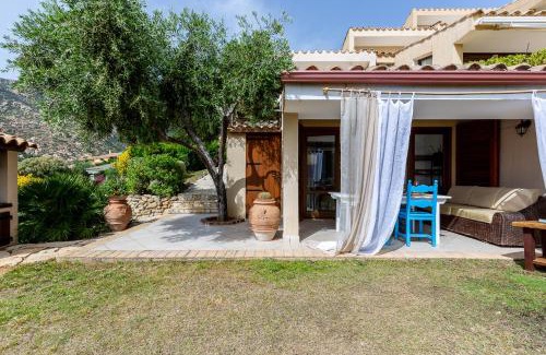 Porto Sa Ruxi House | Beachfront Ca Fiorini Vista Mare with Pool & Ocean Views