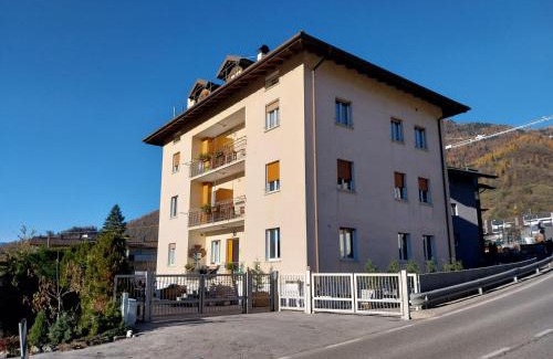 Levico Terme Apartment | Discover Ca Giardina: Pet-Friendly Retreat with Top Reviews