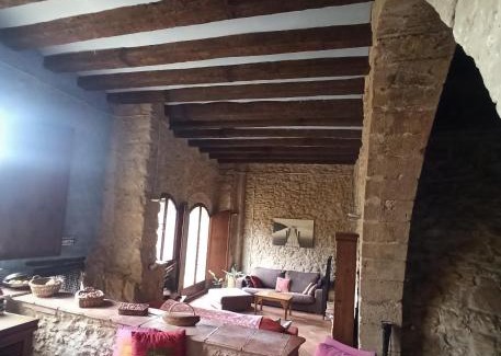 La Bisbal de Falset House | Discover Affordable Comfort at Ca l'Aleixa Rooms