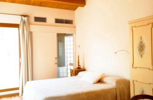 Suria House | Discover Ca l' Ermitanyo: Oceanfront Retreat with Pool