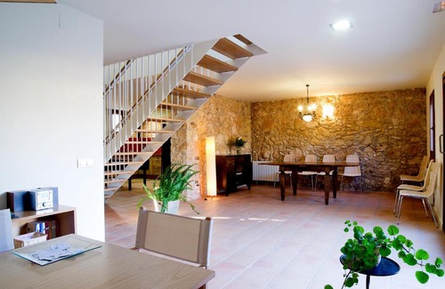 Castellet House | Experience Ca l'Helena: Family-Friendly with Pool & Breakfast