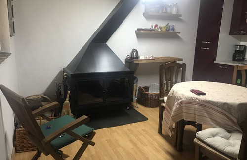Planoles House | Tranquil Escape: Ca la Cati, Your Mountain Retreat