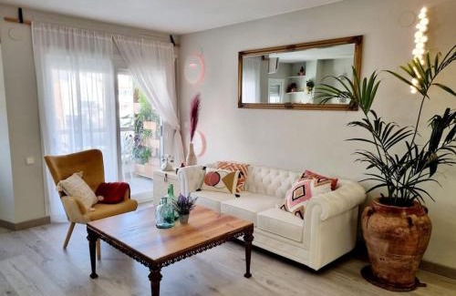 Sant Carles de la Rapita Apartment | Family-Friendly Retreat at Ca la Núria - 4 Star Rated!