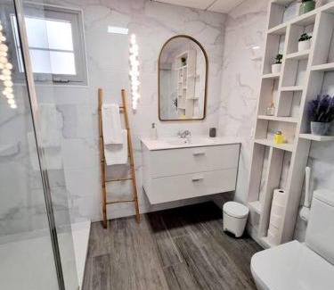 Sant Carles de la Rapita Apartment | Family-Friendly Retreat at Ca la Núria - 4 Star Rated!