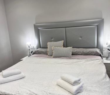Viladecans Apartment | Discover Ca la Noa: Family-Friendly Stays with Great Reviews
