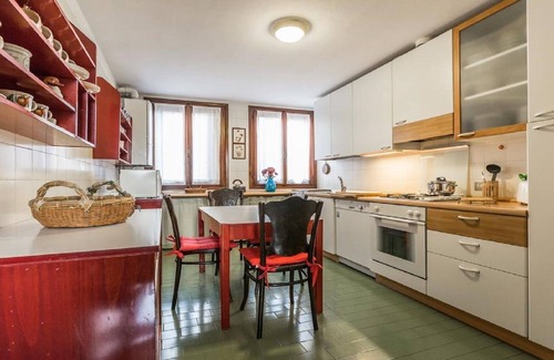 Cannaregio Apartment | Elegant Venice Apartment with Spa and Ocean View