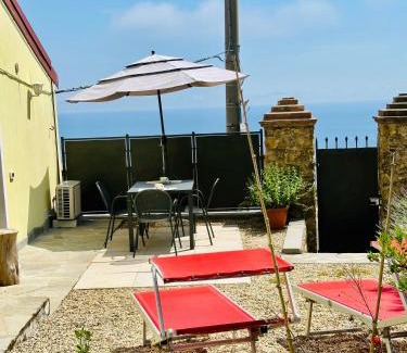 Costarainera House | Pet-Friendly Retreat at Ca' Limoni with 9.2/10 Rating