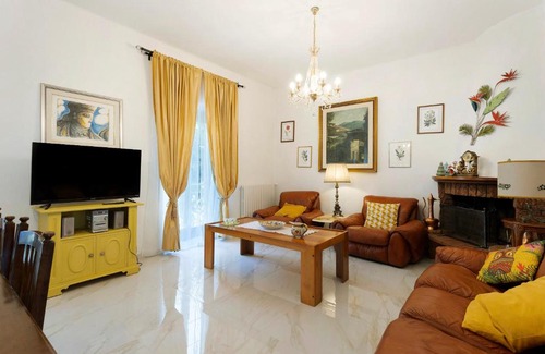 Licciana Nardi Apartment | Family-Friendly Retreat at Ca' Lina: Ideal for Your Stay