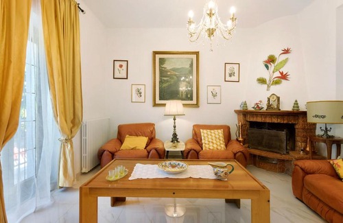 Licciana Nardi Apartment | Family-Friendly Retreat at Ca' Lina: Ideal for Your Stay