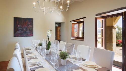 Castiglion Fibocchi Villa | Experience CA MAGGIORE 10&2 with Oceanfront Views
