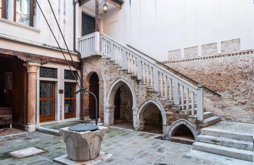 Cannaregio Apartment | Discover Ca' Magno: Family-Friendly Retreat in Venice