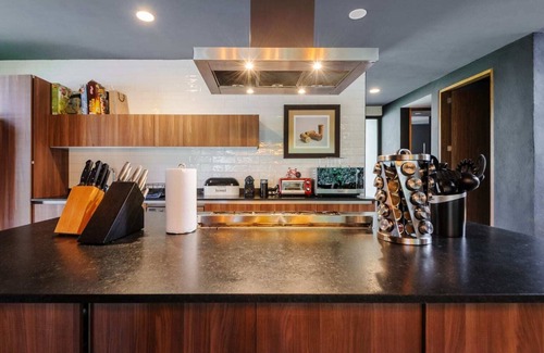 Valle de Bravo House | Casa Montaño: Relax by the Golf Course with Premium Amenities