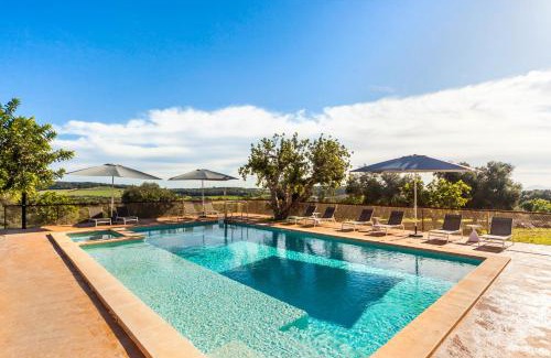Manacor Villa | Relax at Ca'n Banyeta: Family-Friendly with Pool Access