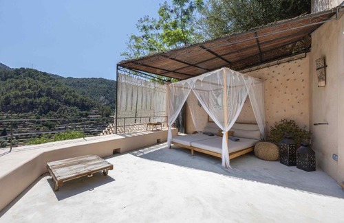 Deia House | Top-Rated Family-Friendly Stay at CA'N LA - 4 Star Experience