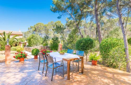 Sa Cabaneta Villa | Discover Ca Na Barbara: Oceanfront Escape with Pool Access