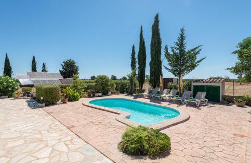 Sencelles Villa | Experience Ca na Menuda: Family-Friendly Escape with Pool