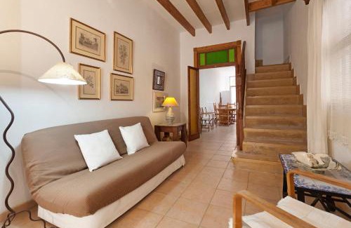El Arenal House | Family-Friendly Retreat at Ca na Miquela - Rated 8/10