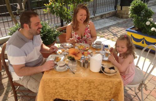 Campalto House | Pet-Friendly Retreat at Ca'Nova Alloggi with Breakfast