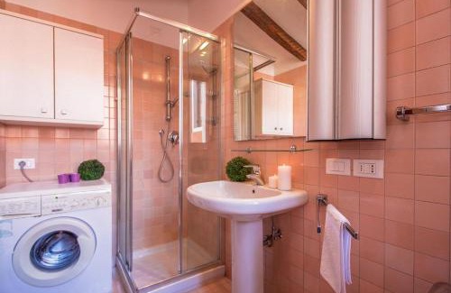 Dorsoduro House | Family-Friendly Ca’ Orti with Exceptional 9.7 Review Score