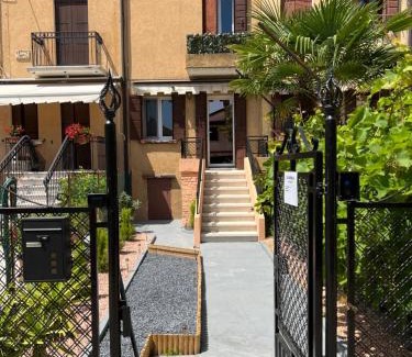 Favaro Veneto House | Family-Friendly Retreat at Ca' Pastrello with Hot Tub