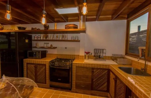 Vichayito House | Discover CASA ZUZU VICHAYITO: Family-Friendly Getaway