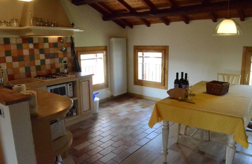 San Zenone degli Ezzelini Apartment | Top-Rated Ca' Roer 3: Pet-Friendly with Breakfast Included
