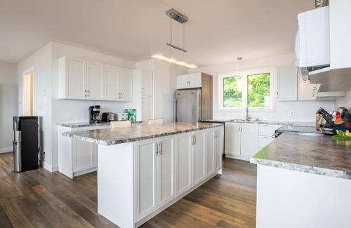 St-Francois-de-l'Ile-d'Orleans House | Inviting La Maison des Sous-bois: Family-Friendly Escape