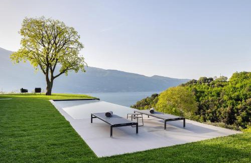 Tignale Apartment | Relax at Ca’ Scaì Agrifugium Elià with Pool Access