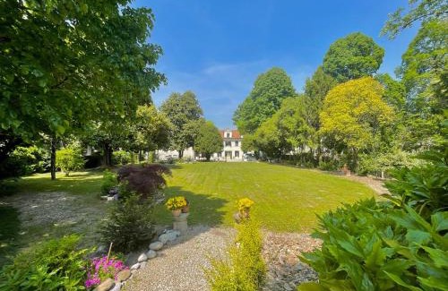 Pasiano di Pordenone Bed & Breakfast | Discover Ca' Settecento Villa Cavazza Querini with Breakfast