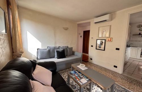 Cannaregio Apartment | Ca' Sunshine Your Home in San Marcuola Venice