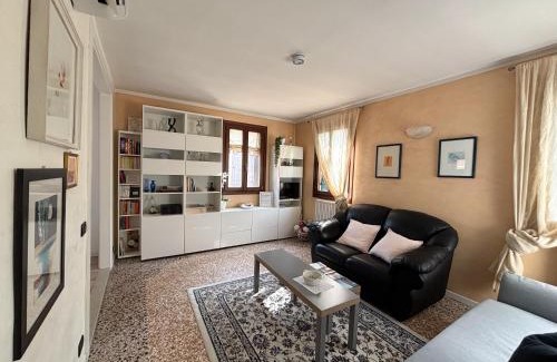 Cannaregio Apartment | Ca' Sunshine Your Home in San Marcuola Venice