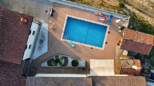 Borgo Tossignano Apartment | Scenic Ca’ Vanello: Ocean View Retreat with Hot Tub