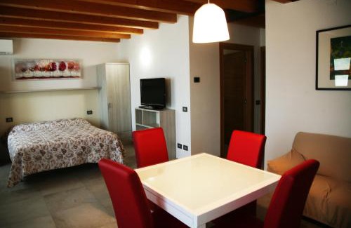 Valeggio sul Mincio House | Child-Friendly Retreat at Ca' Vittori - Rated 9.2/10