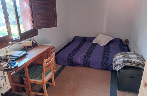 El Escorial Ski Chalet | Cozy Cabin Retreat in El Escorial: Family and Pet Friendly