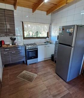 Pucon House | Top-Rated Cabaña al Pasos: Family & Pet Friendly Retreat